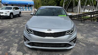 2019 Kia Optima LX   - Photo 1 - Indianapolis, IN 46268