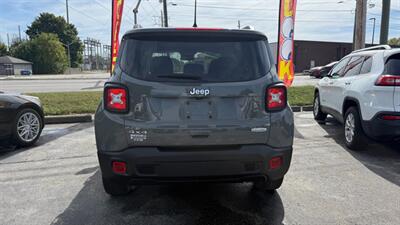 2019 Jeep Renegade Latitude   - Photo 6 - Indianapolis, IN 46268