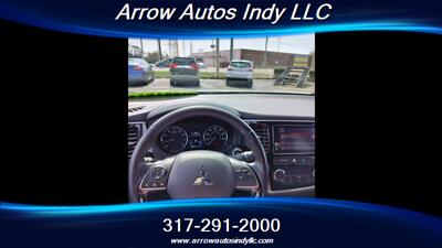 2018 Mitsubishi Outlander LE   - Photo 4 - Indianapolis, IN 46268