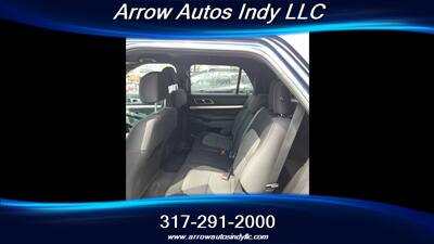 2017 Ford Explorer XLT - Photo 9 - Indianapolis, IN 46268