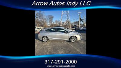 2017 Chevrolet Cruze LT Auto - Photo 2 - Indianapolis, IN 46268
