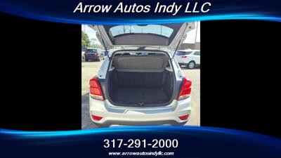 2017 Chevrolet Trax LT - Photo 11 - Indianapolis, IN 46268