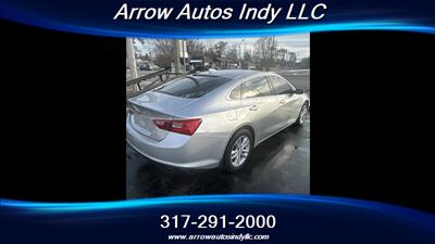 2017 Chevrolet Malibu LT - Photo 5 - Indianapolis, IN 46268