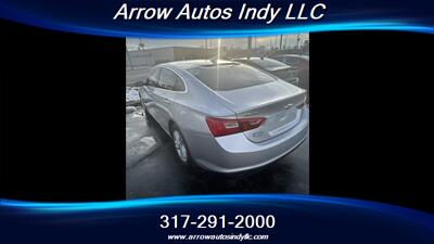 2017 Chevrolet Malibu LT - Photo 4 - Indianapolis, IN 46268