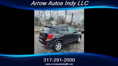 2017 Chevrolet Trax LT   - Photo 8 - Indianapolis, IN 46268