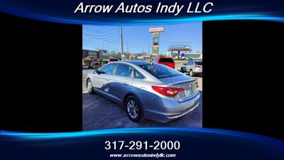 2017 Hyundai SONATA SE   - Photo 8 - Indianapolis, IN 46268
