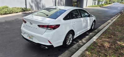 2019 Hyundai SONATA SE - Photo 6 - Apopka, FL 32703