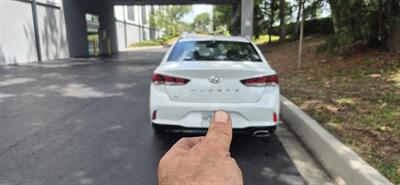 2019 Hyundai SONATA SE - Photo 8 - Apopka, FL 32703