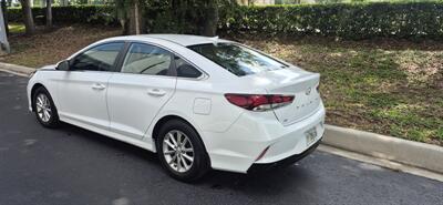 2019 Hyundai SONATA SE - Photo 7 - Apopka, FL 32703