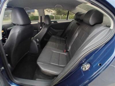 2013 Volkswagen Jetta SE   - Photo 17 - Apopka, FL 32703
