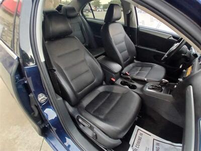 2013 Volkswagen Jetta SE   - Photo 18 - Apopka, FL 32703