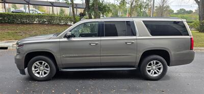 2019 Chevrolet Suburban LT - Photo 4 - Apopka, FL 32703