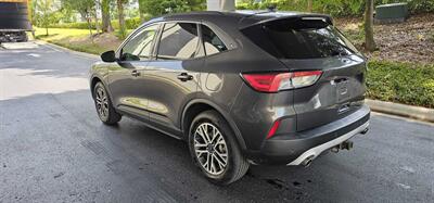 2020 Ford Escape SEL   - Photo 8 - Apopka, FL 32703