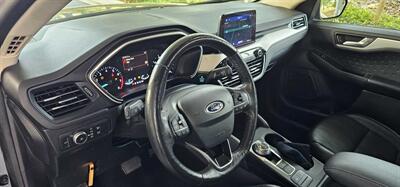 2020 Ford Escape SEL   - Photo 10 - Apopka, FL 32703