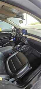 2020 Ford Escape SEL   - Photo 12 - Apopka, FL 32703
