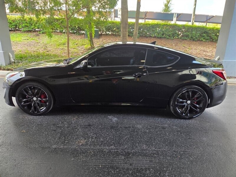 2014 Hyundai Genesis Coupe 2.0T - Photo 1 - Apopka, FL 32703