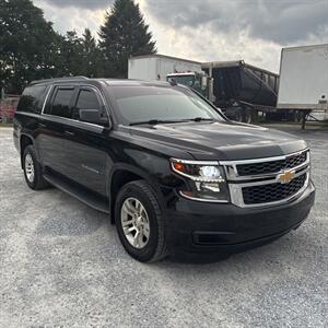 2018 Chevrolet Suburban LT   - Photo 2 - Apopka, FL 32703