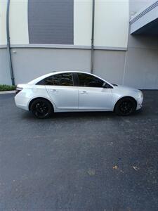 2013 Chevrolet Cruze LS Manual   - Photo 4 - Apopka, FL 32703