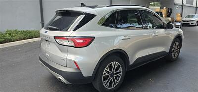 2020 Ford Escape SEL   - Photo 6 - Apopka, FL 32703