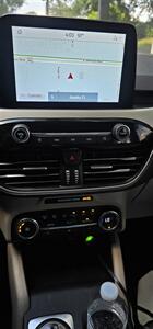 2020 Ford Escape SEL   - Photo 8 - Apopka, FL 32703