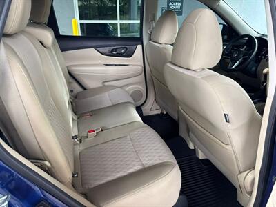 2019 Nissan Rogue SV   - Photo 10 - Apopka, FL 32703
