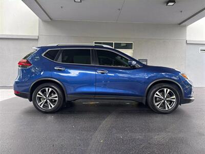 2019 Nissan Rogue SV   - Photo 4 - Apopka, FL 32703