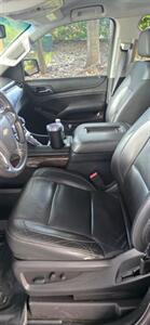 2018 Chevrolet Suburban LT - Photo 9 - Apopka, FL 32703