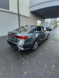 2021 Kia Forte FE   - Photo 5 - Apopka, FL 32703