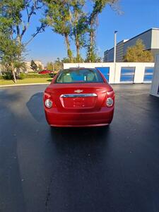 2015 Chevrolet Sonic LT Auto   - Photo 7 - Apopka, FL 32703