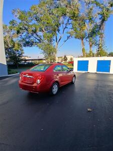2015 Chevrolet Sonic LT Auto   - Photo 6 - Apopka, FL 32703