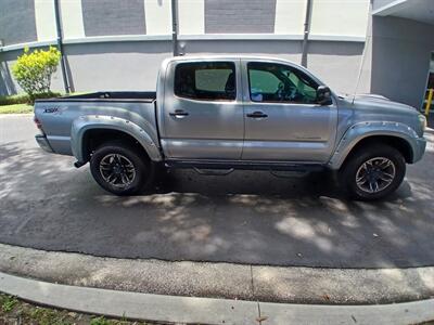 2015 Toyota Tacoma PreRunner V6 - Photo 5 - Apopka, FL 32703