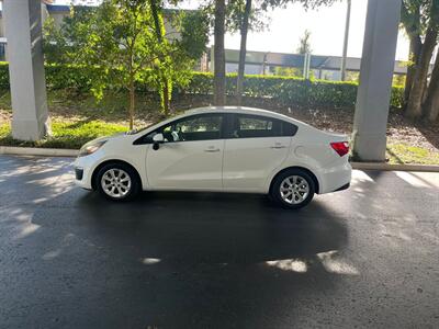2016 Kia Rio LX   - Photo 4 - Apopka, FL 32703