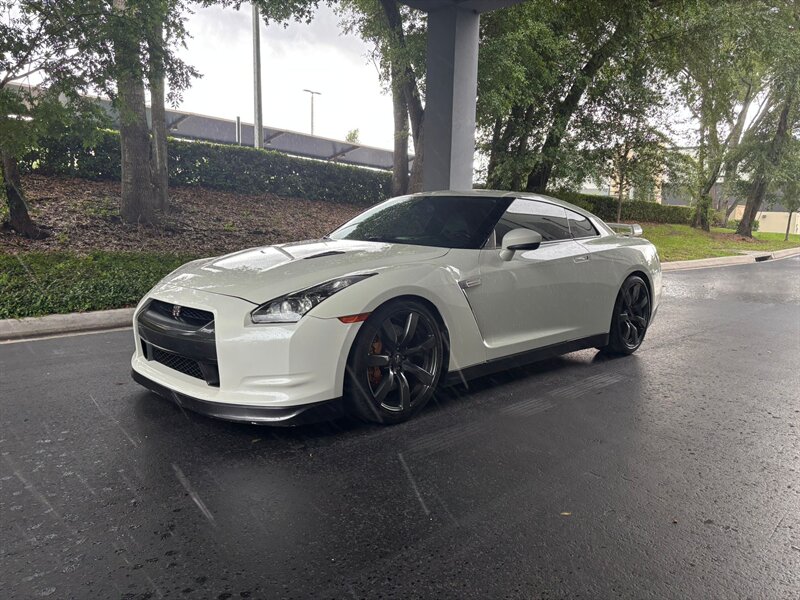 2009 Nissan GT-R  