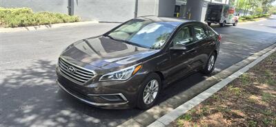2016 Hyundai SONATA SE - Photo 1 - Apopka, FL 32703