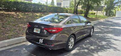 2016 Hyundai SONATA SE - Photo 6 - Apopka, FL 32703