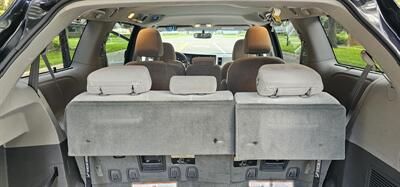 2015 Toyota Sienna LE 8-Passenger   - Photo 15 - Apopka, FL 32703