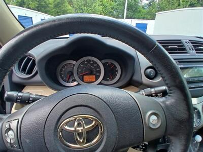 2012 Toyota RAV4 Limited   - Photo 9 - Apopka, FL 32703