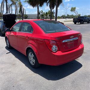 2016 Chevrolet Sonic LT Auto   - Photo 7 - Apopka, FL 32703