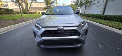 2020 Toyota RAV4 LE - Photo 3 - Apopka, FL 32703