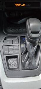 2020 Toyota RAV4 LE - Photo 16 - Apopka, FL 32703