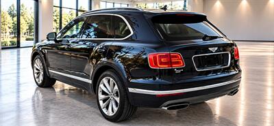 2017 Bentley Bentayga W12 - Photo 6 - Apopka, FL 32703