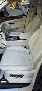 2017 Bentley Bentayga W12 - Photo 16 - Apopka, FL 32703
