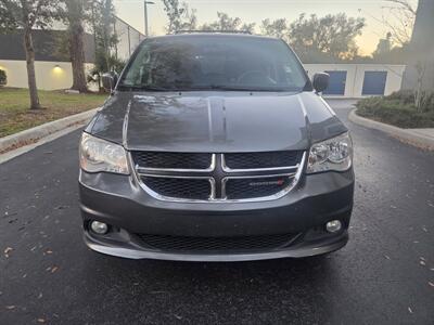 2016 Dodge Grand Caravan SXT   - Photo 3 - Apopka, FL 32703
