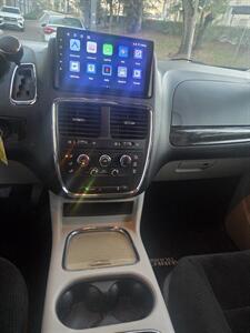 2016 Dodge Grand Caravan SXT   - Photo 14 - Apopka, FL 32703