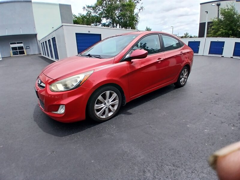 2013 Hyundai ACCENT GLS   - Photo 1 - Apopka, FL 32703