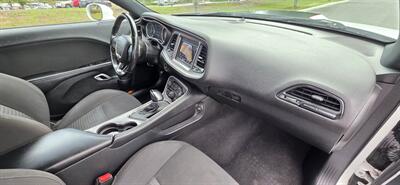2022 Dodge Challenger GT   - Photo 10 - Apopka, FL 32703