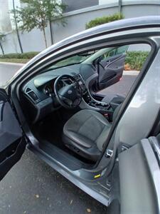 2013 Hyundai SONATA Limited   - Photo 9 - Apopka, FL 32703