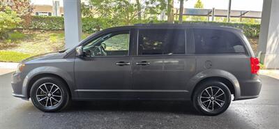 2018 Dodge Grand Caravan GT   - Photo 5 - Apopka, FL 32703
