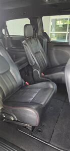 2018 Dodge Grand Caravan GT   - Photo 11 - Apopka, FL 32703