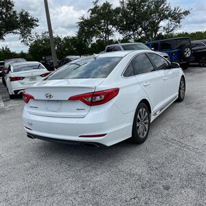 2016 Hyundai SONATA Sport   - Photo 7 - Apopka, FL 32703